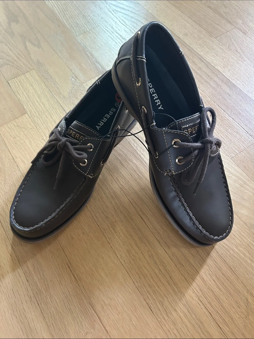 NWOT Sperry Men’s Brown Leather 2-Eye Boat Shoes, Size 9.5